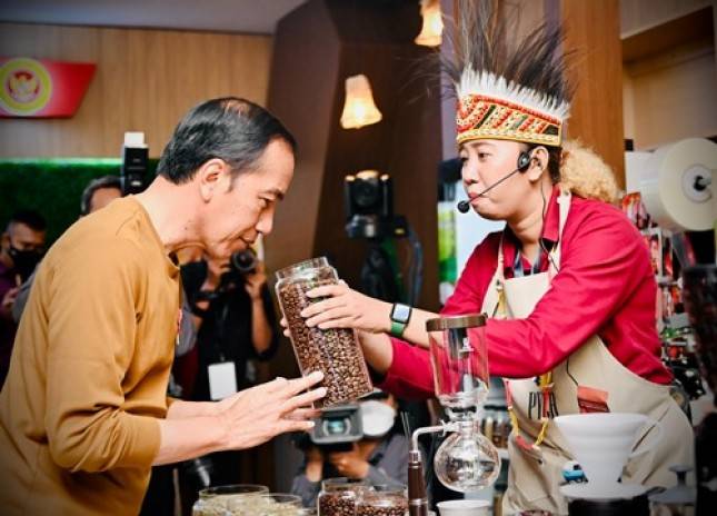 Papua Jadi Prioritas Pembangunan, Presiden Jokowi: Masyarakat Papua Harus Kawal