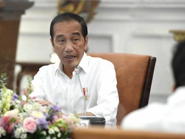 Presiden Jokowi Gelar Ratas Evaluasi Paruh Waktu RPJMN dan Penyusunan Awal RPJPN