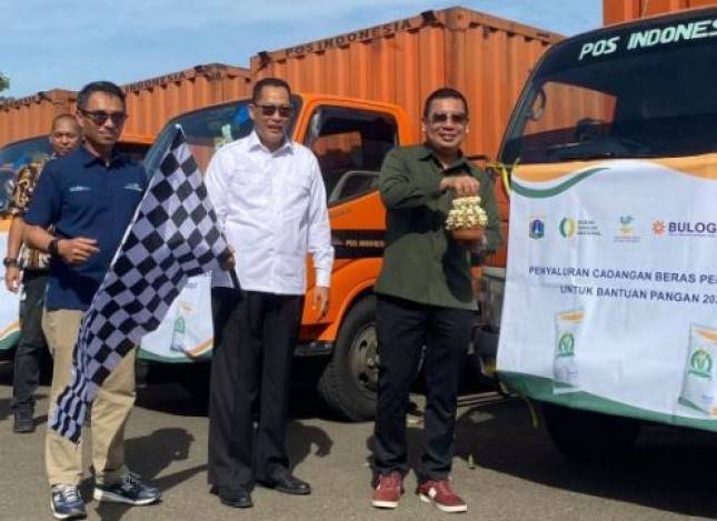 Pos Indonesia Distribusikan Bantuan Pangan Beras ke Penjuru Indonesia
