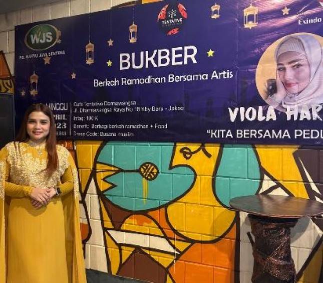Artis Viola Harahap Bukber Bareng Anak Yatim dan Penggemar