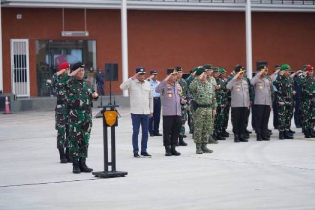Panglima TNI Laksamana Yudo Margono Sambut Kedatangan Jenazah Kusuma Bangsa