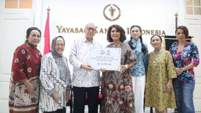 PT Pos Indonesia Fasilitasi Penyerahan Bantuan Dana ke Yayasan Kanker Indonesia