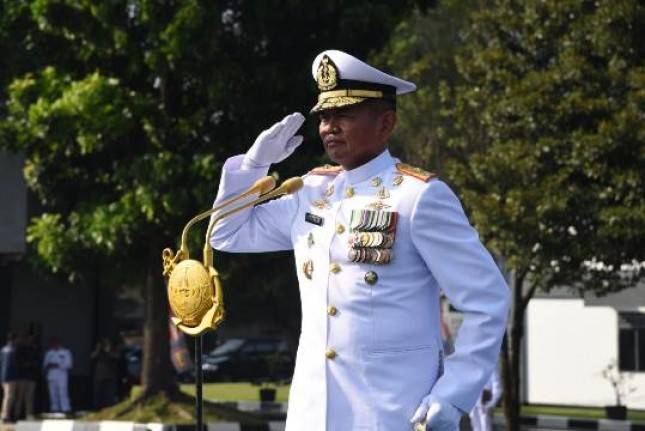Prajurit Marinir Peringati Hari Lahir Pancasila