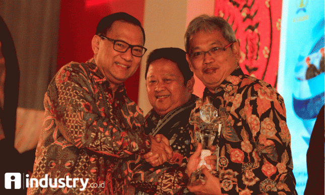 Perum Jamkrindo Raih Penghargaan ARA 2016