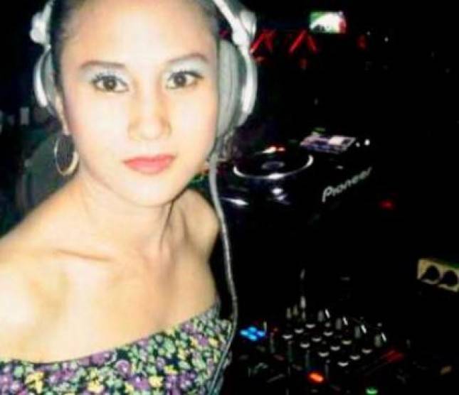 Disk Jockey (DJ) Dina Subono Kembali pada Hakikat Manusia Paling Mulia