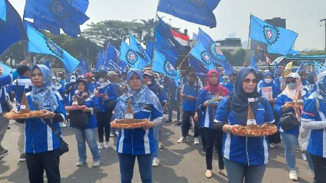 Pemberlakuan RUU Omnibus Kesehatan Bakal Gerus Penjualan Emiten Rokok  