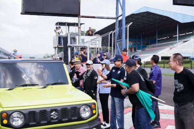 Ketua Umum IMI  Apresiasi Indonesia Jimny Festival 2023 Pecahkan Rekor MURI Trackday Oleh Mobil Satu Jenis Terbanyak
