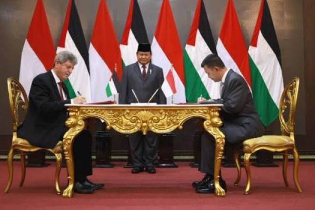 Menhan Prabowo Subianto Saksikan Penandatanganan Framework Kerja Sama Pendidikan antara Unhan RI dan Kedubes Palestina