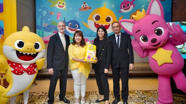 Fairmont Jakarta Hadirkan Caf&eacute; dan Staycation Bertema Pinkfong Baby Shark Mulai Hari Ini