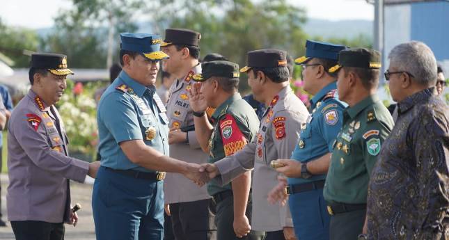 Panglima TNI Mendampingi Presiden RI, Luncurkan Program Pemulihan Hak Korban Pelanggaran HAM Berat
