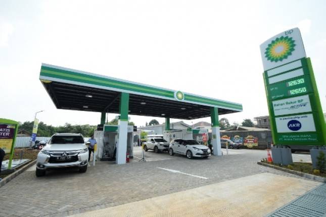bp-AKR Mengutamakan Mempekerjakan Masyarakat Lokal Sebagai Karyawan SPBU