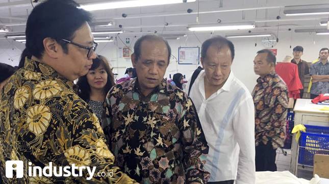 Menperin Harapkan Pelaku Industri TPT Ikuti Perkembangan Tren Global