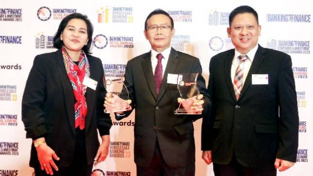 Hadirkan Solusi Transaksi Finansial Nasabah, Bank Mandiri Raih Dua Penghargaan ABF Retail Banking Awards 2023