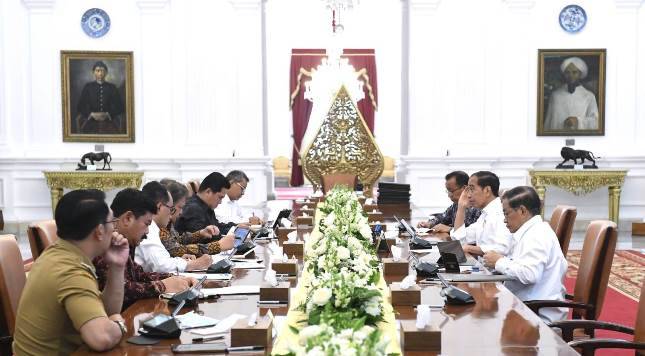 Presiden Jokowi Instruksikan Jajaran Lakukan Evaluasi Penataan Transportasi Terpadu Kawasan Cekungan Bandung