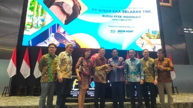 Oversubscribed 56,64 Kali, dan Raih Dana Rp404 Miliar, ERAL Resmi Melantai di Bursa