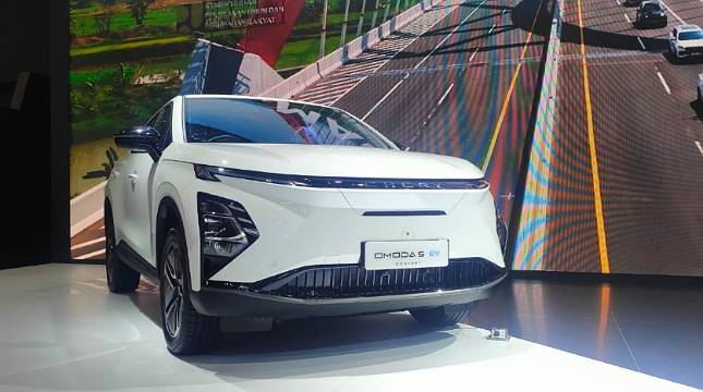 Chery Pamer OMODA 5 EV di GIIAS 2023, Ini Tampilannya