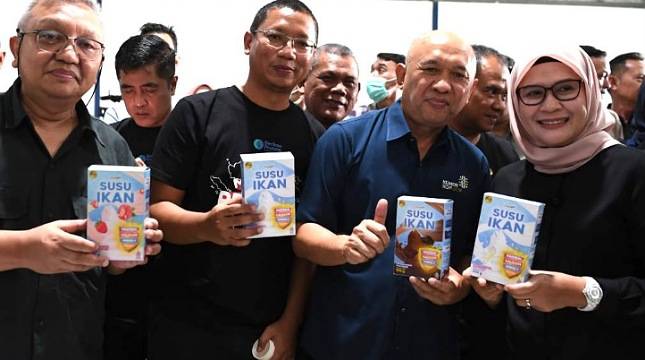 Menteri Teten Launching Susu Ikan, 100% Produk Asli Indonesia