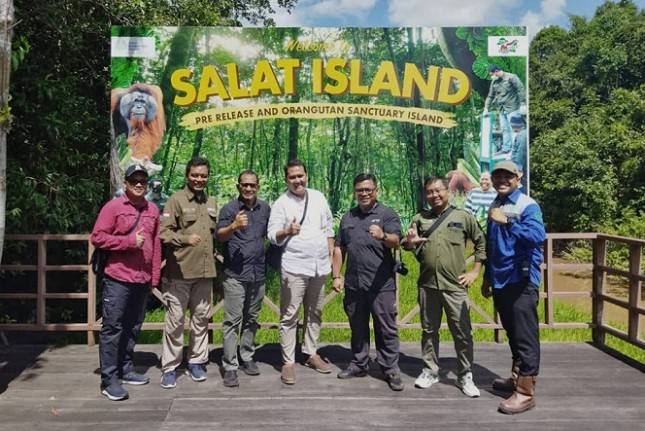 Wilmar International dan LDC Kunjungi Area Konservasi Orangutan di Pulau Salat