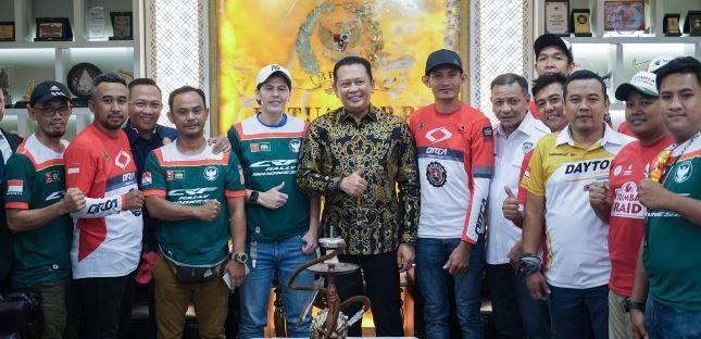 Ketua Umum IMI Dukung Pembalap Indonesia Berlaga di Kejuaraan Internasional Balap Offroad Roda Dua Rimba Raid 2023 di Malaysia