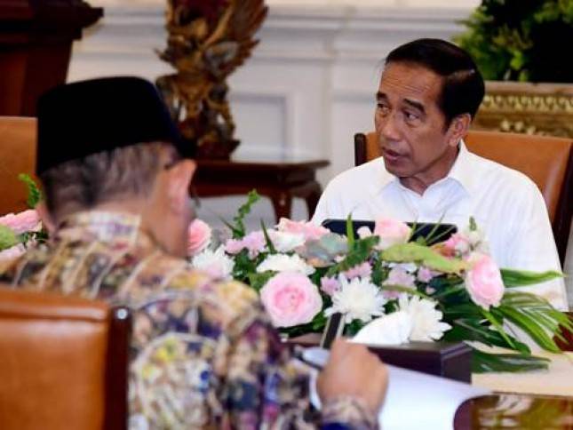 Pimpin Rapat Peningkatan Kualitas Udara Jabodetabek, Presiden Jokowi Instruksikan Penanganan Berbasis Kesehatan Masyarakat