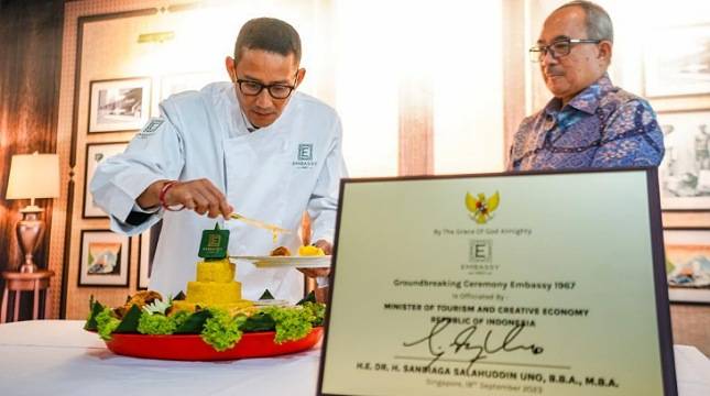 Dukung Kuliner Nusantara Mendunia, Menparekraf Sandiaga Uno Apresiasi Restoran Embassy 1967 di Singapura