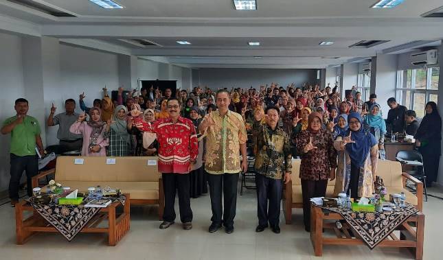 Kegiatan PILM Tasikmalaya Digelar Perpusnas, Bahas Keterbatasan Bahan Bacaan Sebagai Masalah Literasi