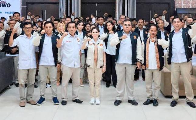 Politisi Cantik Li Claudia Chandra Beri Semangat ke Kader Gerindra Sintang, Ingin Pastikan  Gerindra Menang