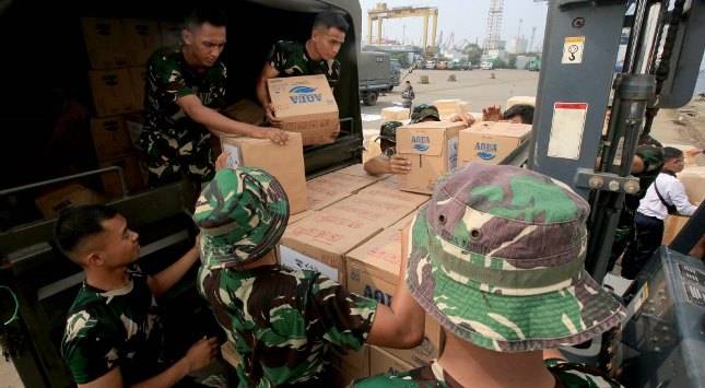 Kembali Bantu Palestina, Danone Indonesia Gandeng LAZISNU dan TNI AL Kirim Bantuan Puluhan Ribu Botol Aqua