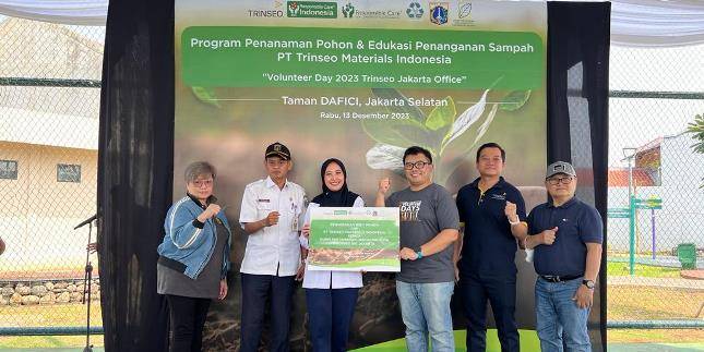 Trinseo Volunteer Day Dorong Inisiasi Penghijauan Lingkungan