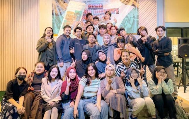 Ukir Prestasi, Khaliza Ramadhania Bangga Kuliah di President University