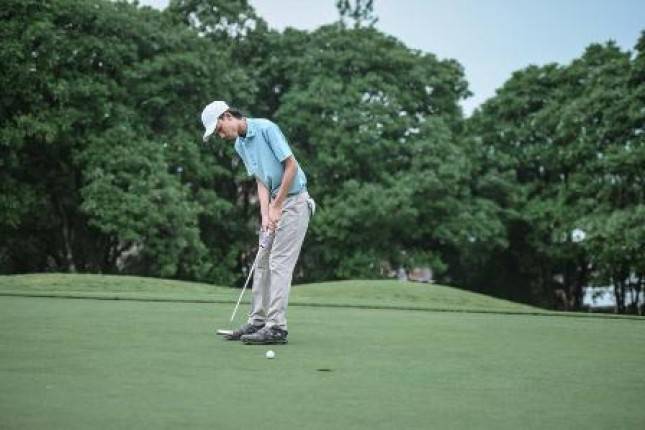 Impian Randy Arbenata, Mahasiswa President University yang Ingin Tampil di Asian Golf Tour