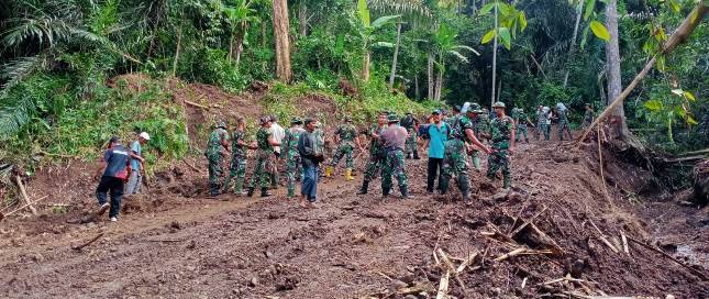 Pasiter Kodim 1623/Karangasem: Cuaca Tidak Bersahabat Pra TMMD Jalan Terus