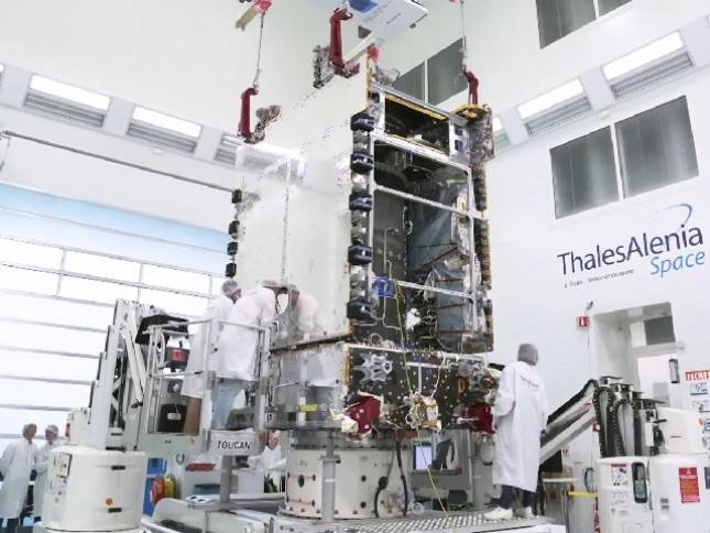 Siap Luncurkan Satelit HTS Baru, Telkomsat Perkuat Koneksi hingga Pelosok Negeri