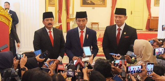 Pesan Presiden Jokowi pada Hadi Tjahjanto dan AHY  