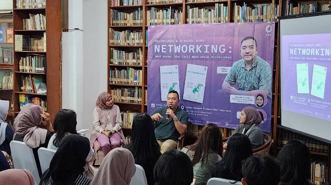 William Rilis Buku ke-5 Berjudul 'Networking: Seni Nyetor (dan Cari) Muka untuk Profesional'