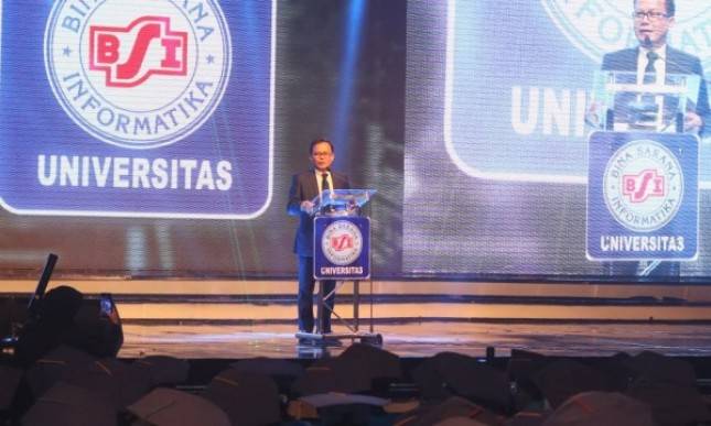 Kepala LLDikti III: Wisudawan Universitas BSI Jadi Agen Perubahan, Siap Akan Tantangan Dunia Profesi Yang Luas