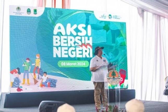 Le Minerale Mendukung Aksi Bersih Negeri Serentak KLHK di 34 Lokasi dalam Peringatan Hari Peduli Sampah Nasional 2024