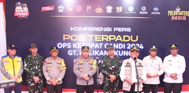 Panglima TNI, Menko PMK, dan Kapolri Cek Kesiapan Pelayanan Mudik Wilayah Jawa Tengah