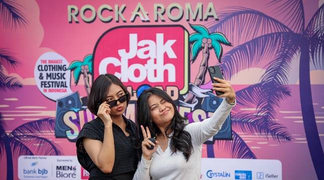 Takbiran Bareng JakCloth di Smesco, Berburu Fesyen Anak Muda Kekinian