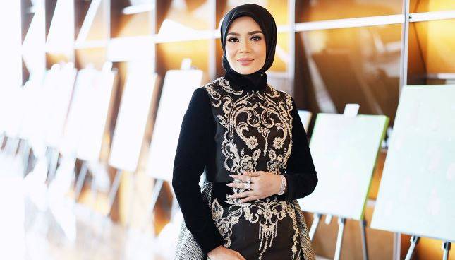 Ensee Beauty Kampanyekan Cantik Luar Dalam