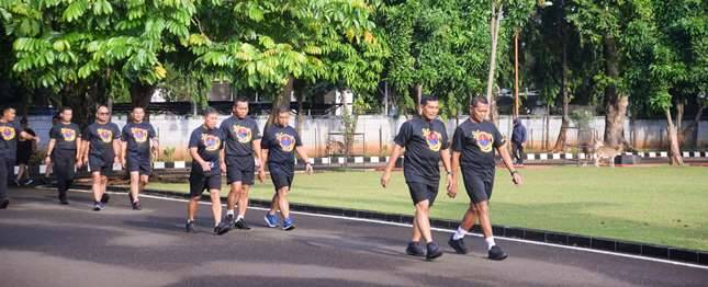 Dankormar  Laksanakan Olahraga Bersama dengan Pejabat Utama Mako Kormar