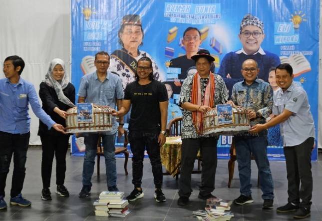 Perpusnas Press Luncurkan 15 Judul Buku di Hari Buku Sedunia