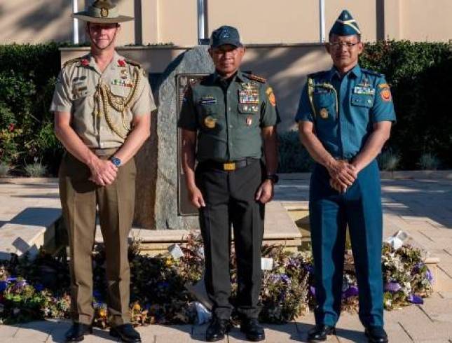 Panglima Jenderal TNI Agus Subiyanto Kunjungi Special Air Service Regiment (SASR)