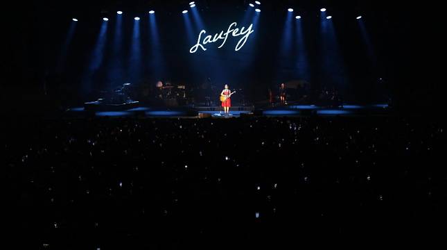 Laufey Sukses Hipnotis Penonton di Hari Kedua BNI Java Jazz Festival 2024