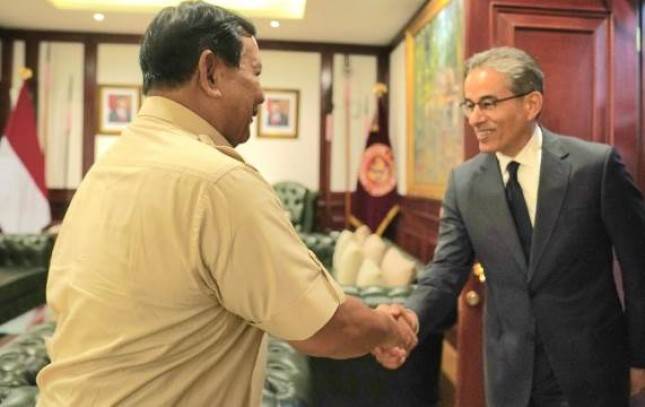 Menhan Prabowo Sybianto Terima Kunjungan Menteri BUMN dan Pendiri Emaar Properties UEA
