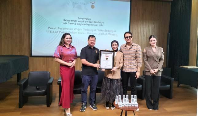 Dokter Reza Gladys dan Dokter Attaubah Mufid Sabet Rekor MURI Lagi