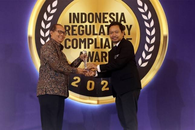 Lintasarta Raih Penghargaan Diamond dalam Indonesia Regulatory Compliance Awards 2024 