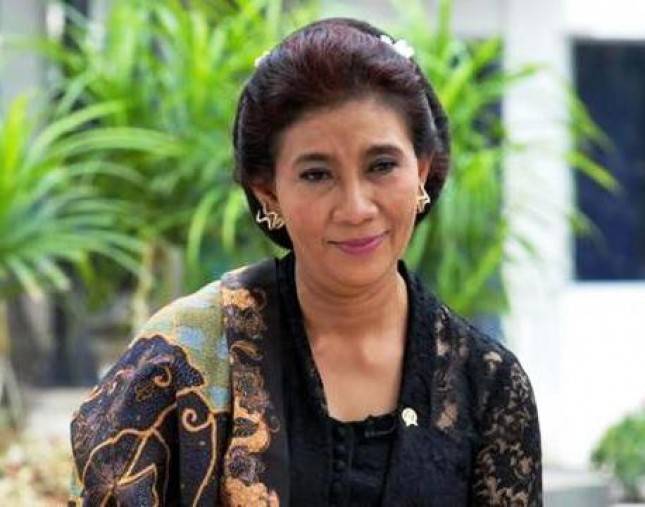 Dau Mening, Gelar Kehormatan Adat Dayak untuk Menteri Susi Pudjiastuti