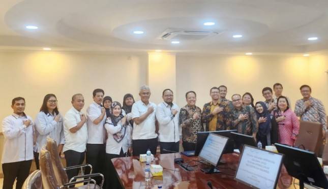 Cetak Lulusan Handal, FK President University Teken MoU dengan Kemnaker