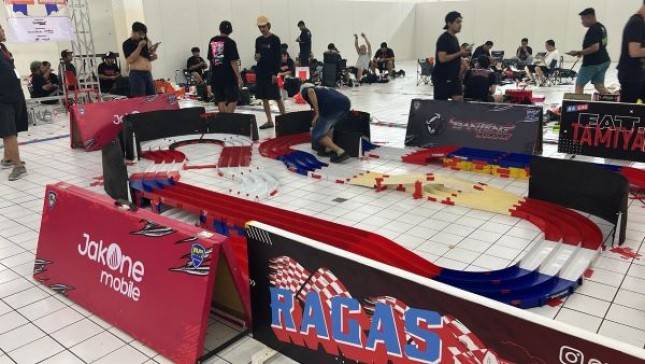 Gandeng  Komunitas Mini 4WD, Bank DKI Dorong Transaksi Non Tunai